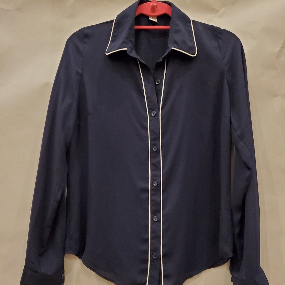 Forever 21 Essentials blouse